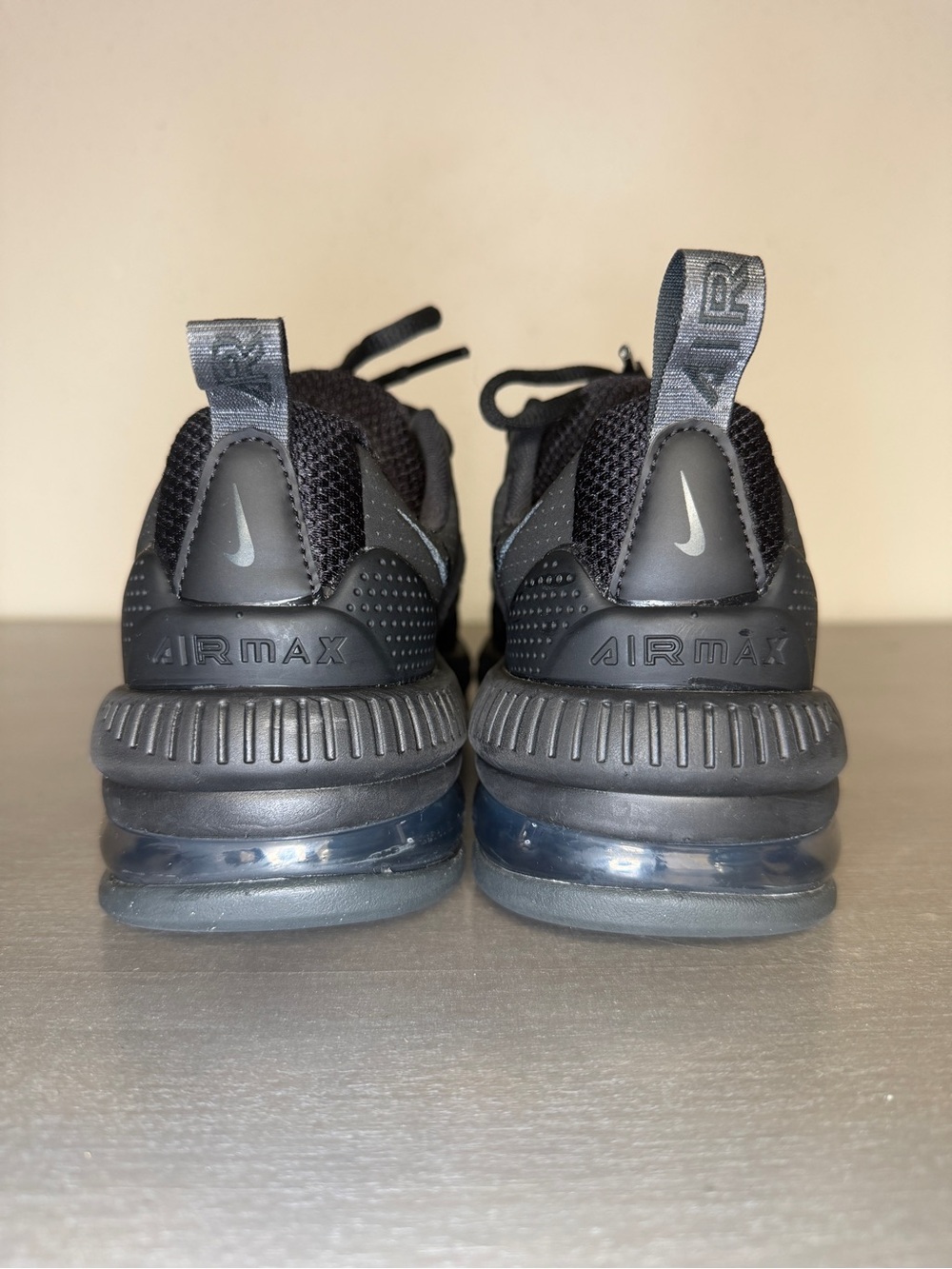 Nike Air Max Genome GS Triple Black CZ4652-001 Size 5.5Y Kids Running Shoes - Picture 7 of 9